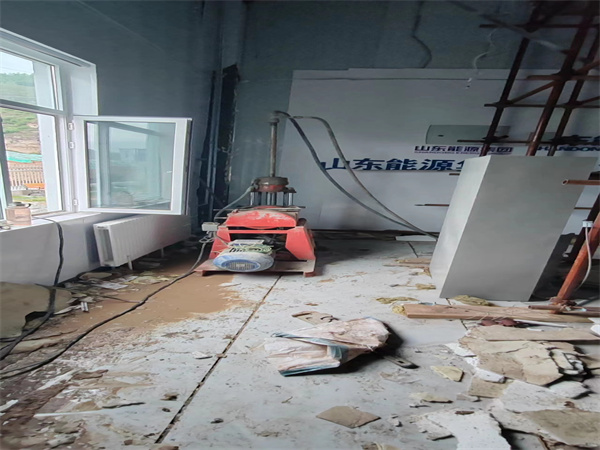 东台地基基础下沉墙体裂缝加固注浆顶升施工